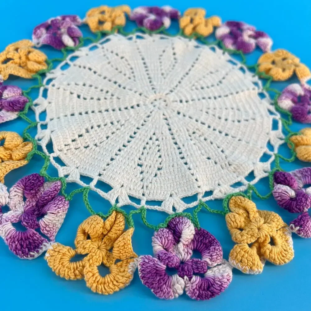 70s Crochet Doily Pansy Cottage 1970s Vintage